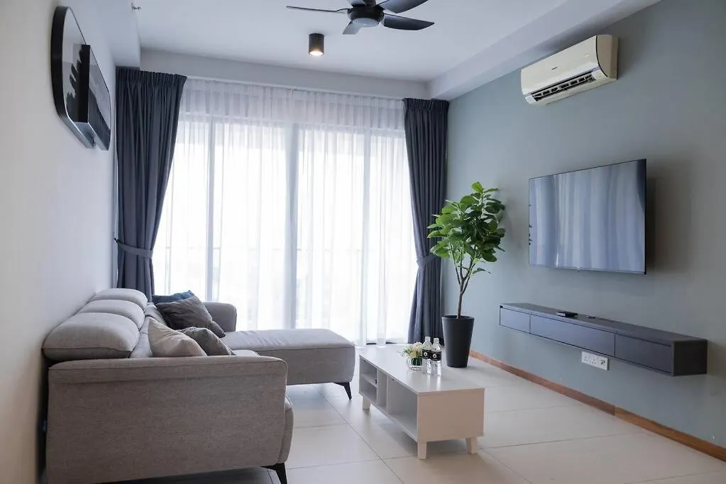 Apartment Family Seaview Suite With 3 Rooms By The Only Bnb Tanjung Tokong